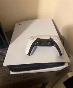 (Used)Ps5 in great condition (open to offers)