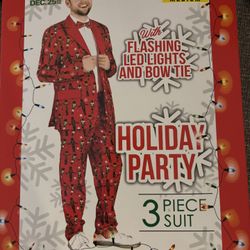 Men 3 Pc. Holiday Suit W/Flashing Tie  Size M  