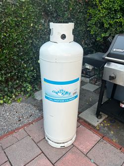 Flame King 100lb Propane Cylinder