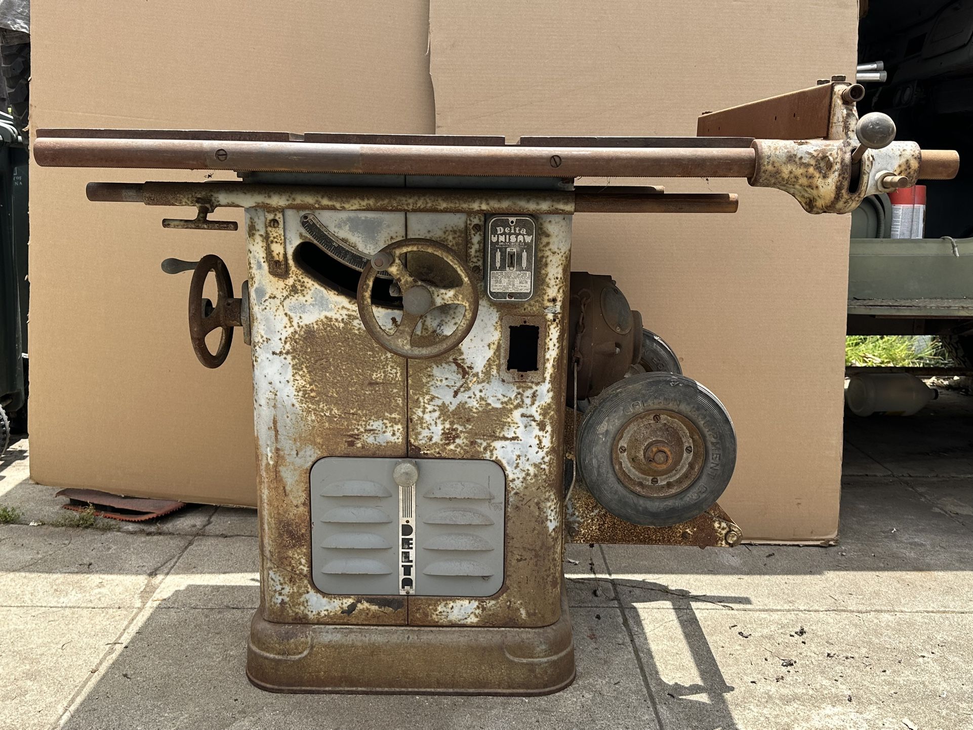 Vintage Delta Table Saw For Sale