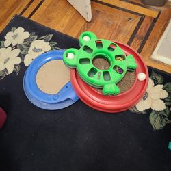 Cat Toys.  Great Condition. 