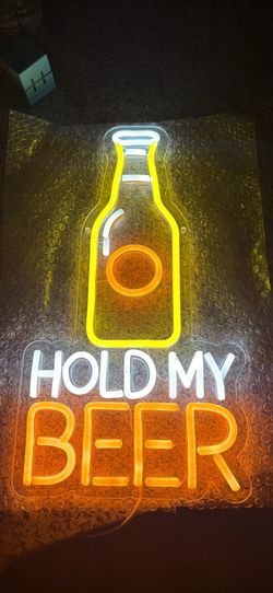 “Hold My Beer” Neon Light Sign 
