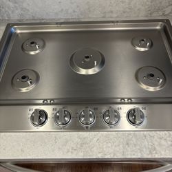 HOUSEKEEPING/CLEANING