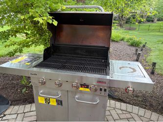Charbroil Grill with Gas tank