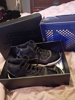 Space jams size 8.5