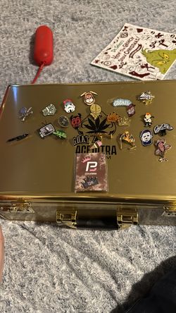 Hat pins