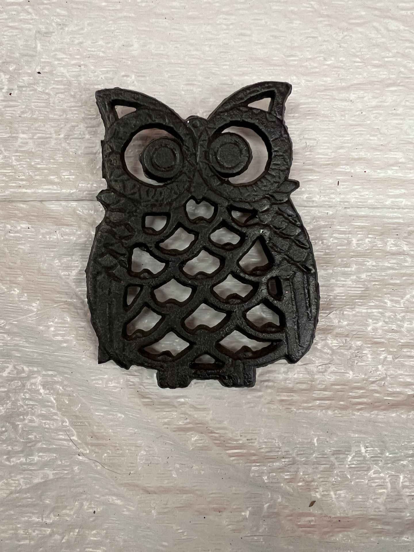 Vintage Cast Iron Owl Trivet, 4”x3”