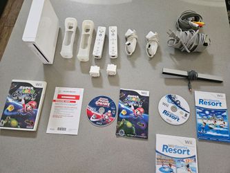 White Nintendo Wii Console, Accessories, Sports Resort Game, Super Mario Galaxy Game