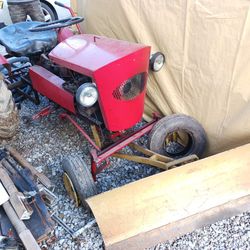 Speedex Plow Garden Tractor FOR PARTS REPAIR