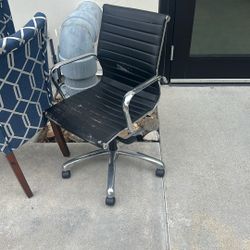 Free Desk Chair 