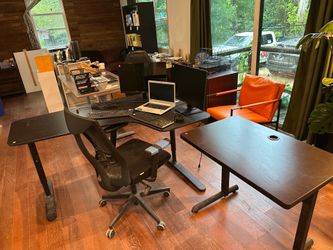 Corner Desk