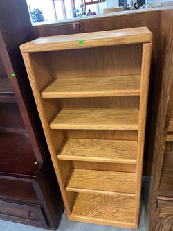 Oak wood bookcase (in store)