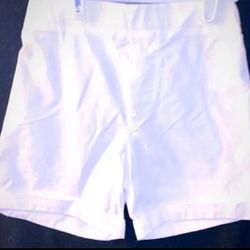 New Baby & Toddler Girls Size 5T White Shorts