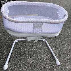 Halo Bassinet Glide Sleeper