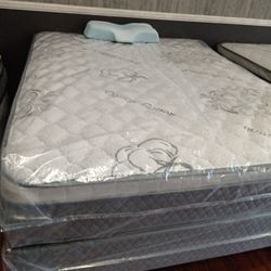 💥💯💥💯 $199 Queen Pillow Top Mattress And Box Spring $199 💥💯💥💯