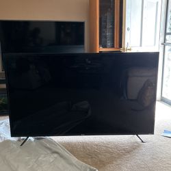 65 Inch TCL Tv With HDMI cord