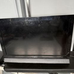Vizio 26 In Razor. Led LCD HDTV