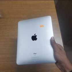 iPad unlocked with warranty