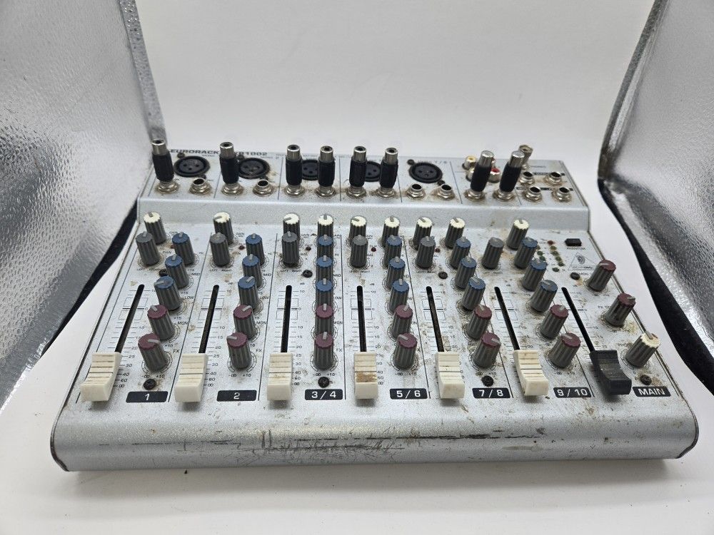 Behringer Eurorack MXB1002 Mixer See Notes