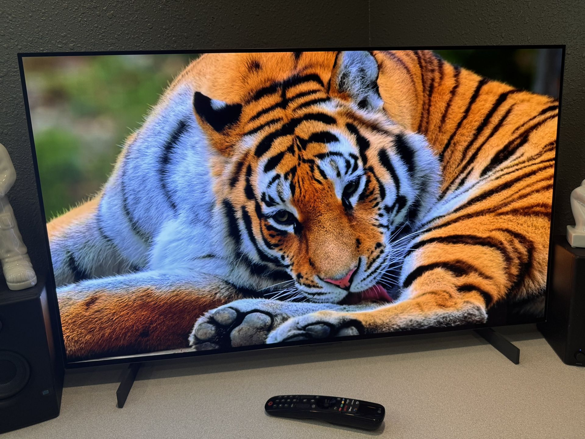 LG 42” C2 OLED 4K TV