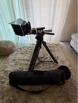 Matte Box w 3 Filters, Focus Wheel, Tripod, Small Rig Handle