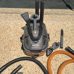 Rigid 4 Gallon Wet/Dry Vac