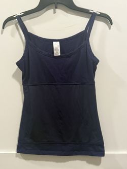 Women’s Shirt Size Medium