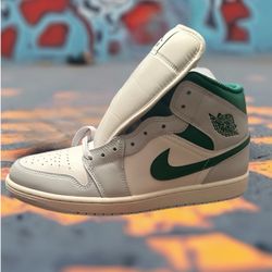 Size 11 Air Jordan 1 Mid Men’s