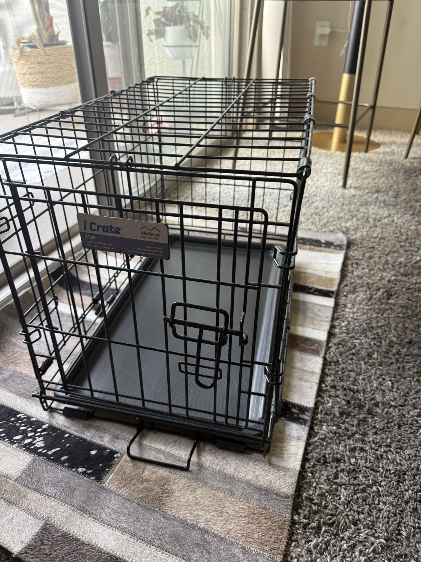dog crate