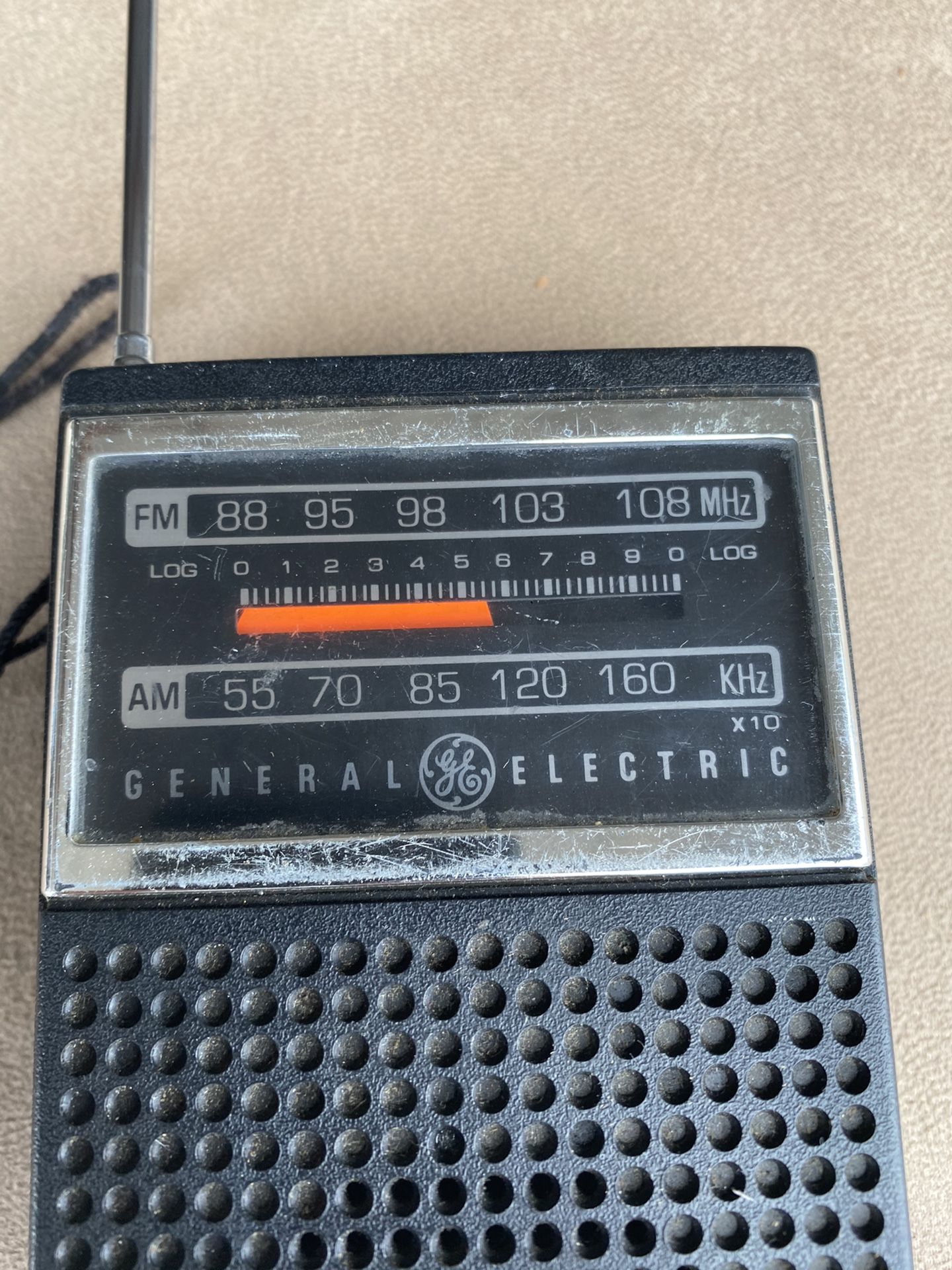 GE Vintage Transistor Radio