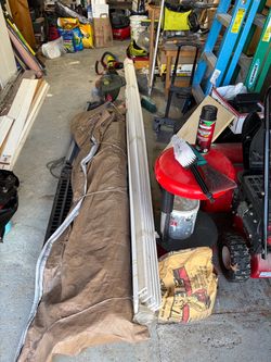 12 foot molding (5 full pieces)