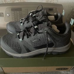 Keen Hiking Shoes