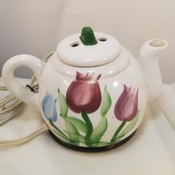 Electric Tea Pot with stone trivet