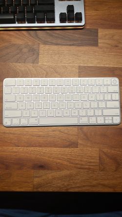 Magic Leyboard with Touch ID