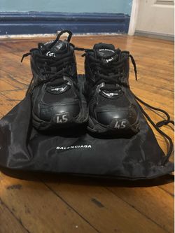 Balenciaga runners
