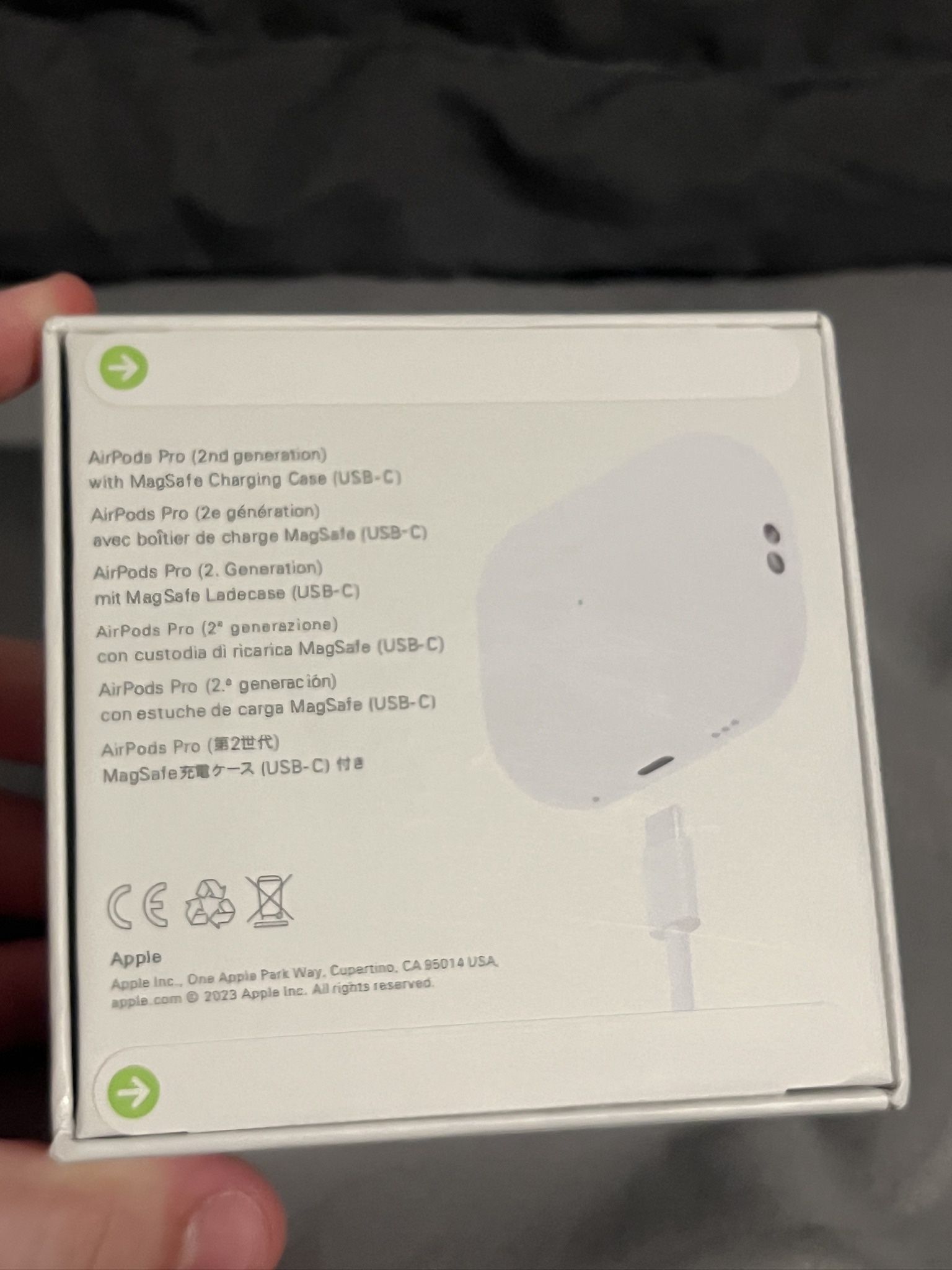 AirPods