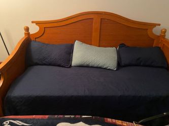 Day bed