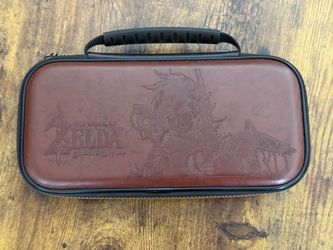 Nintendo Switch Zelda Breath of the Wild Deluxe Travel Case