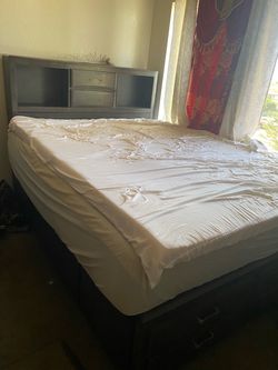 Moving sale