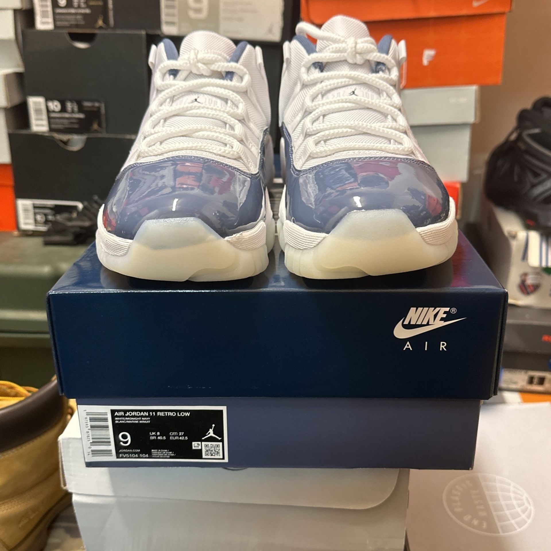 Jordan 11 Low SZ 9, $195 (Firm)
