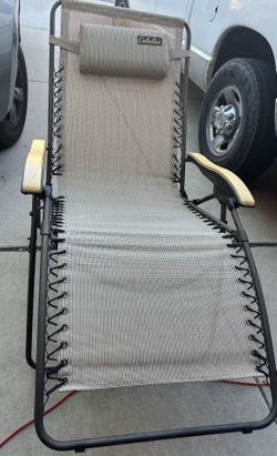 Cabela’s Like New Chair 60.00