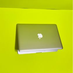 Apple MacBook Pro 13” i5/8GB/256GB SSD $140