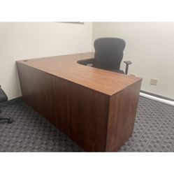 Heavy Wooden Office Desks For Sale