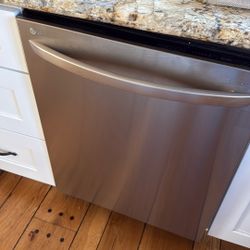 LG Dishwasher 