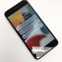 Factory Unlocked iphone 8 plus , sold with store warranty 