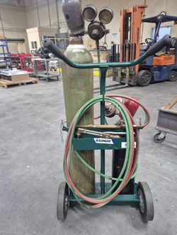 Weld and cutting torch set / oxygen and  acetylene  w/accessory