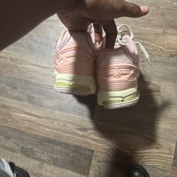 1906U 'Lunar New Year - Shell Pink'