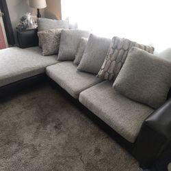 Sectional Sofa Couch With Pillows
