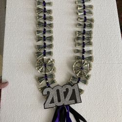 Graduation Money Lei 