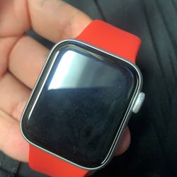 Apple Watch SE 